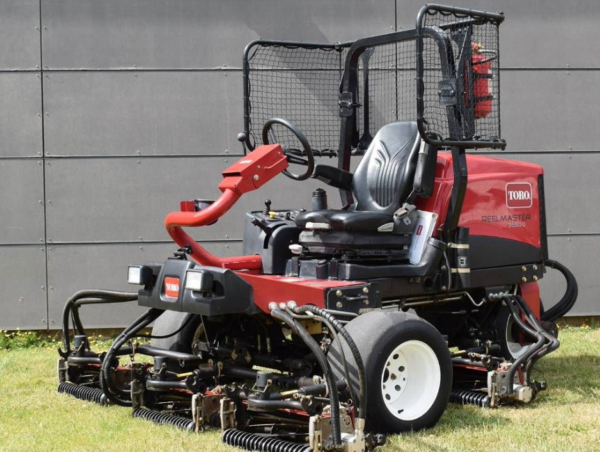 Toro RM3550D för uthyrning